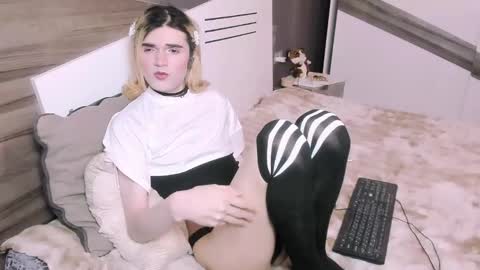 Mira online show from 04-30-26, 10:58