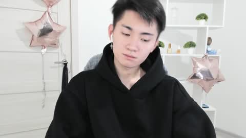              online show from 12-06-24, 08:59