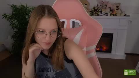 Snapshot of miranda__low chatting on 07-26-26, 05:59 Miranda online show from 07-26-26, 05:59