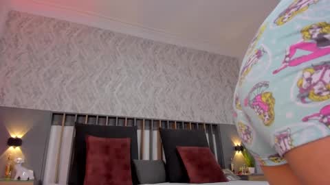 Miranda online show from 02-04-25, 05:21