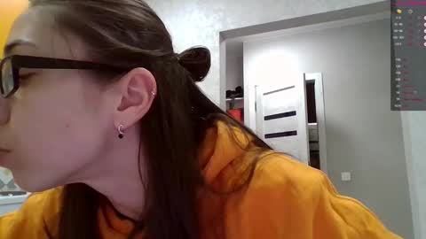 MIRANDA online show from 01-19-26, 01:48