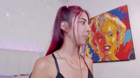 Miranda Rogers online show from 10-23-25, 07:12