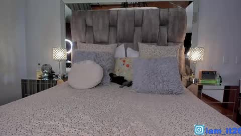 Miranda online show from 05-16-26, 12:29