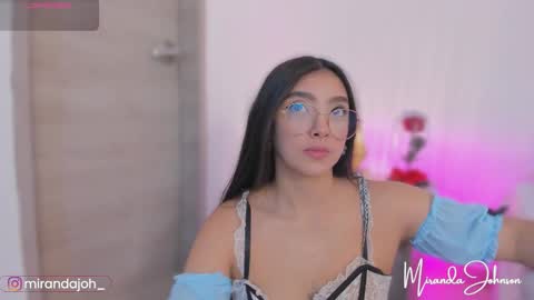 Snapshot of mirandajohnson_ chatting on 09-27-25, 10:42 Miranda online show from 09-27-25, 10:42