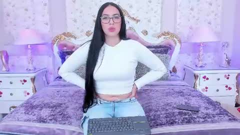 Snapshot of mirandanoah chatting on 06-16-26, 12:41 mirandanoah online show from 06-16-26, 12:41