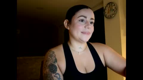 Snapshot of mirandaredd chatting on 06-22-26, 05:48 Miranda online show from 06-22-26, 05:48