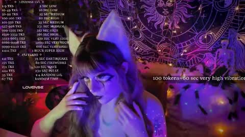 mirareed online show from 10-28-25, 03:36