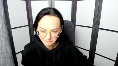 Mira online show from 02-04-25, 11:16