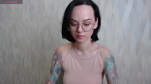 Mira online show from 02-11-25, 06:22