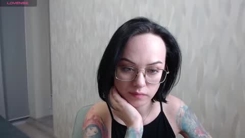 Mira online show from 02-12-25, 03:27