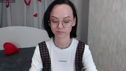 Mira online show from 02-17-25, 06:48