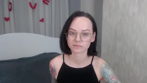 Mira online show from 02-21-25, 03:43