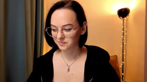 MiraSkyy online show from 11-07-25, 05:24