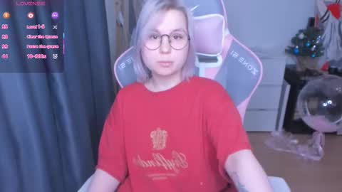 Kira online show from 02-17-26, 10:38