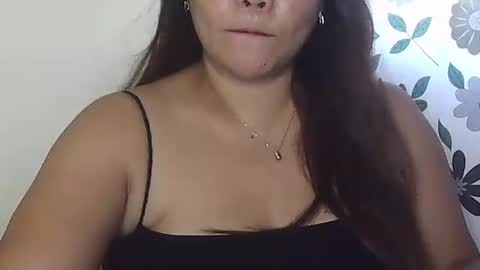 Snapshot of mireille_27 chatting on 10-05-25, 07:39 mireille_27 online show from 10-05-25, 07:39