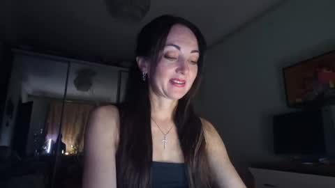 Snapshot of mirelisse chatting on 06-13-26, 09:13 Christina online show from 06-13-26, 09:13