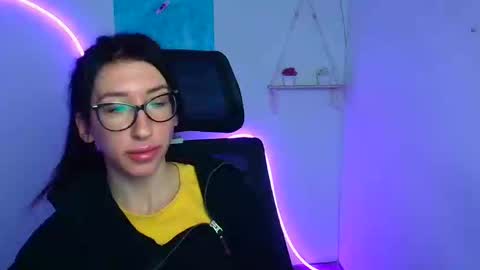 Mariam online show from 11-22-25, 12:37