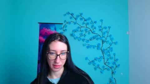 Mariam online show from 11-24-25, 06:24