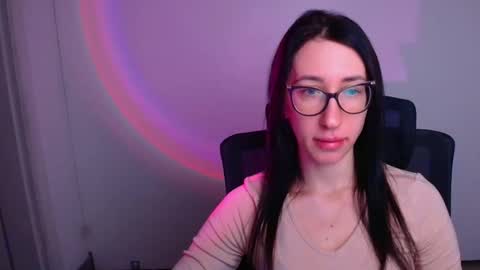 Mariam online show from 12-03-25, 06:43