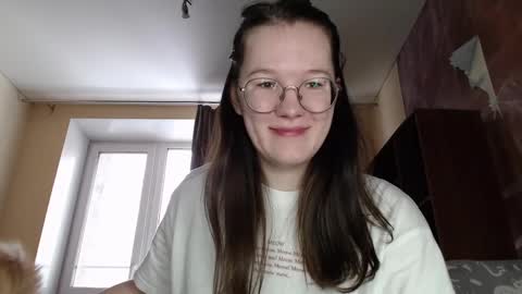 Snapshot of miriamor chatting on 02-26-25, 07:20 Mira online show from 02-26-25, 07:20