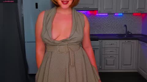 Snapshot of mirrorofsoul chatting on 12-06-24, 07:21 Shelley online show from 12-06-24, 07:21