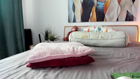 Eva online show from 03-12-26, 09:04