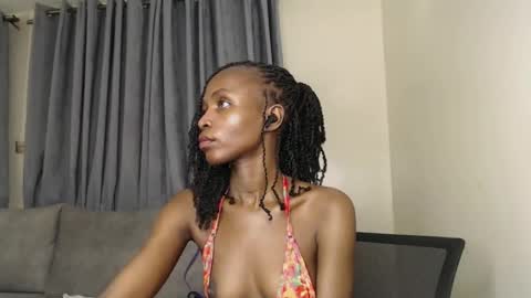 Snapshot of mis_kaylee chatting on 06-01-26, 03:14 mis_kaylee online show from 06-01-26, 03:14