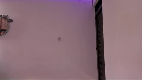 Misa Independent model online show from 01-08-25, 08:18