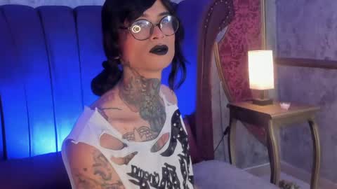 Snapshot of misaki_six chatting on 05-09-26, 01:38 GTM-5 online show from 05-09-26, 01:38