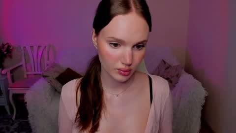 Snapshot of mish_ka3 chatting on 05-13-26, 04:37 Misha online show from 05-13-26, 04:37