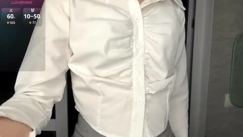 Molly online show from 11-23-25, 05:24