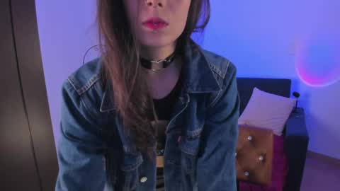 KRAVE  online show from 04-08-26, 10:32