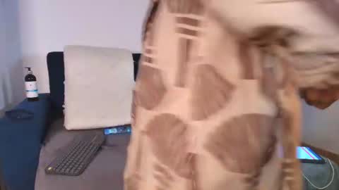 KRAVE  online show from 07-13-26, 12:57