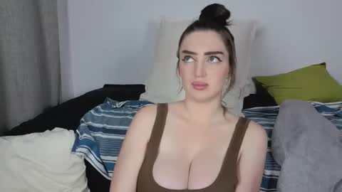 Elora online show from 02-24-26, 10:08