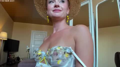 Kris online show from 10-28-25, 05:55