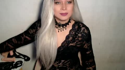 miss_4cuck_ online show from 07-06-26, 10:56