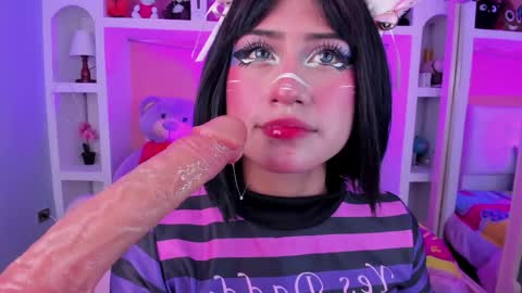 Snapshot of miss___megan chatting on 04-30-26, 02:40 Megan online show from 04-30-26, 02:40