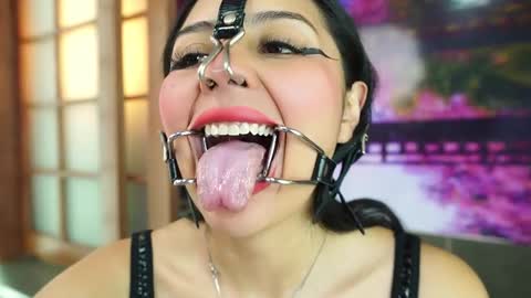 Anastisia online show from 11-21-25, 11:09