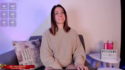 Snapshot of miss_alexa2 chatting on 12-16-25, 01:05 Alexa Sarmiento online show from 12-16-25, 01:05