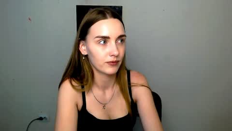 Angelina online show from 06-10-26, 06:23