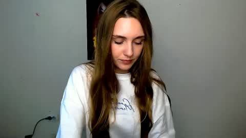 Angelina online show from 06-18-26, 05:41