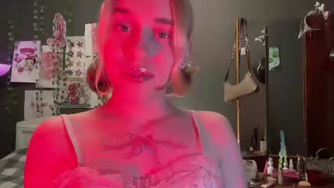 Anya online show from 07-17-26, 10:25