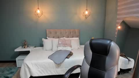 Cataleya online show from 12-04-25, 11:41