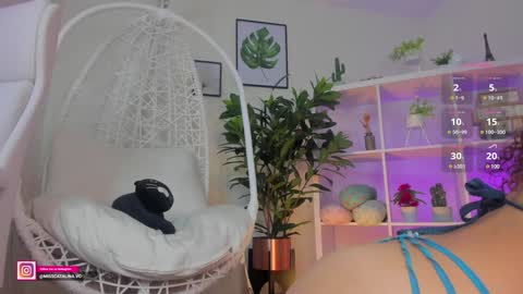 Catalina online show from 01-15-25, 02:35