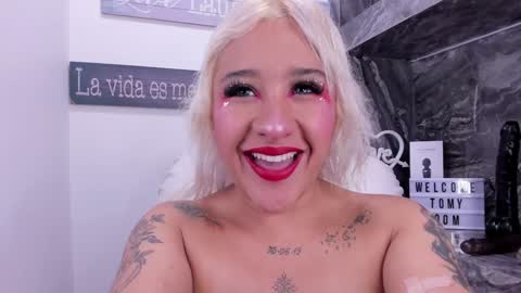 Snapshot of miss_danika chatting on 01-25-25, 11:02 Danika online show from 01-25-25, 11:02