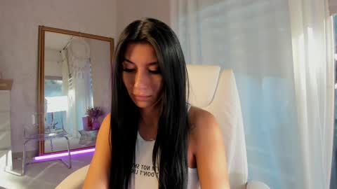 miss_diamond__ online show from 09-21-25, 06:04