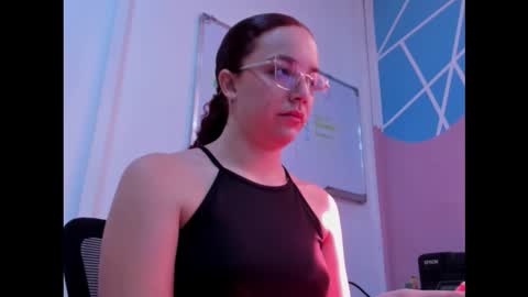 Snapshot of miss_dior1 chatting on 02-20-26, 02:50 miss_dior1 online show from 02-20-26, 02:50