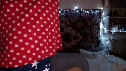 Elis online show from 12-27-24, 02:54