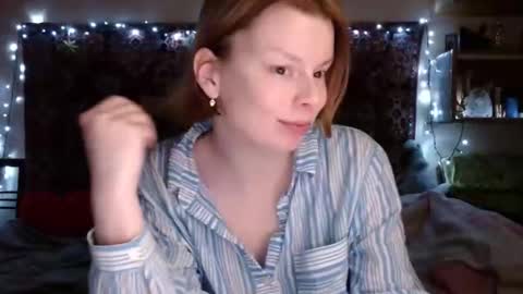 Elis online show from 02-10-25, 03:21