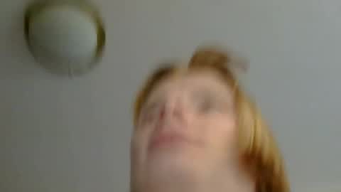 Snapshot of miss_elistia_ chatting on 07-08-26, 10:53 Elis online show from 07-08-26, 10:53